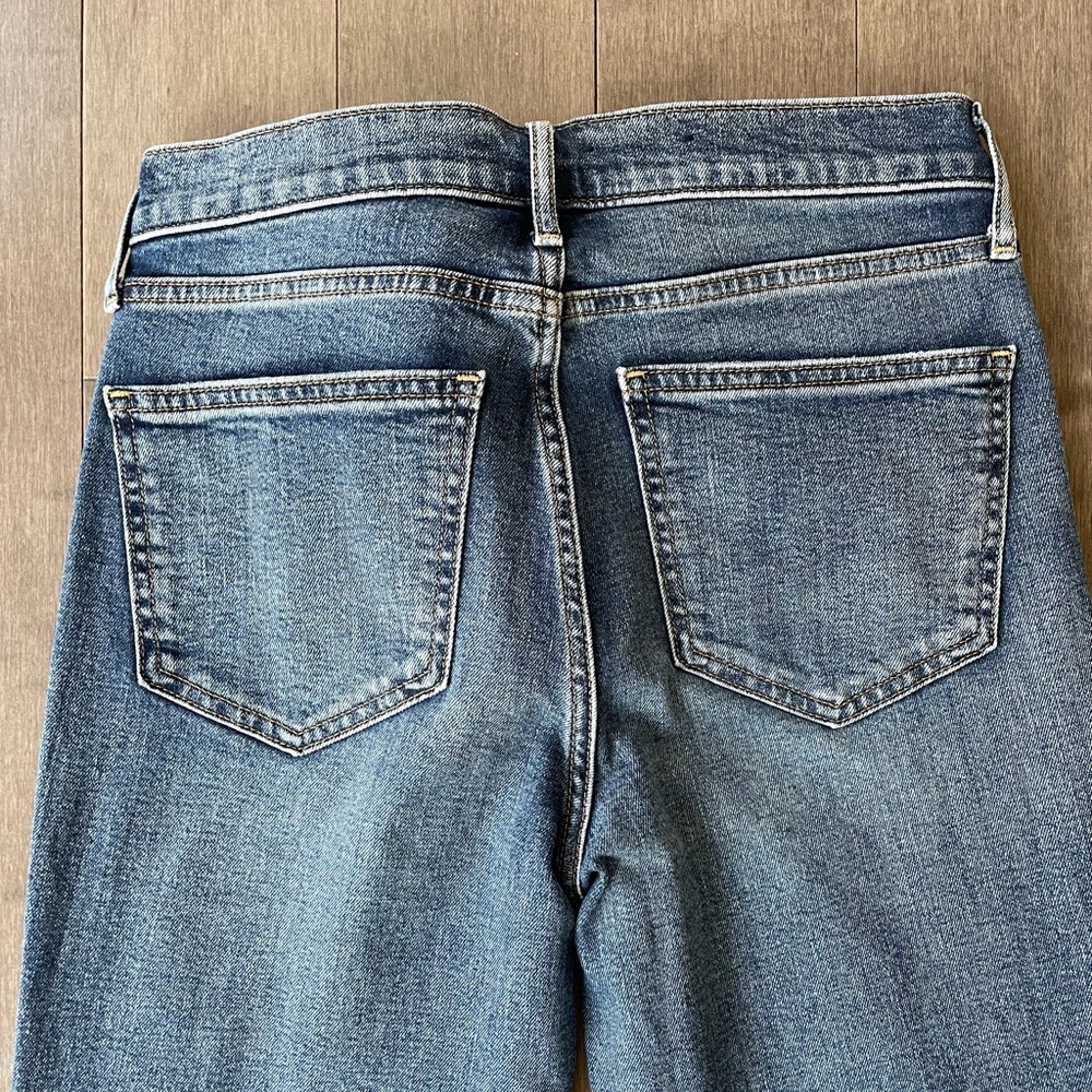 Gap vintage slim mid rise jeans, medium blue, size 27 tall - Picture 4 of 7
